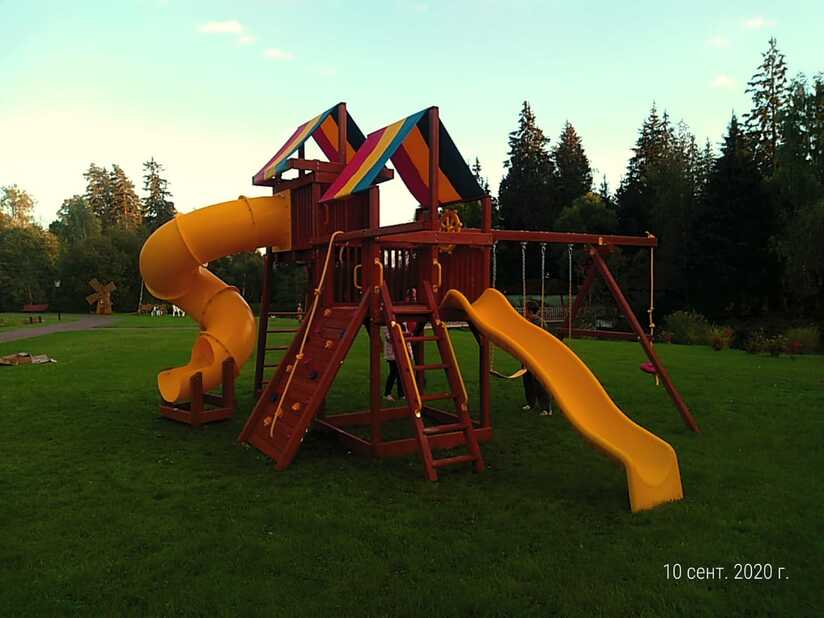 Установка детской площадки в Московской области, Санаторий