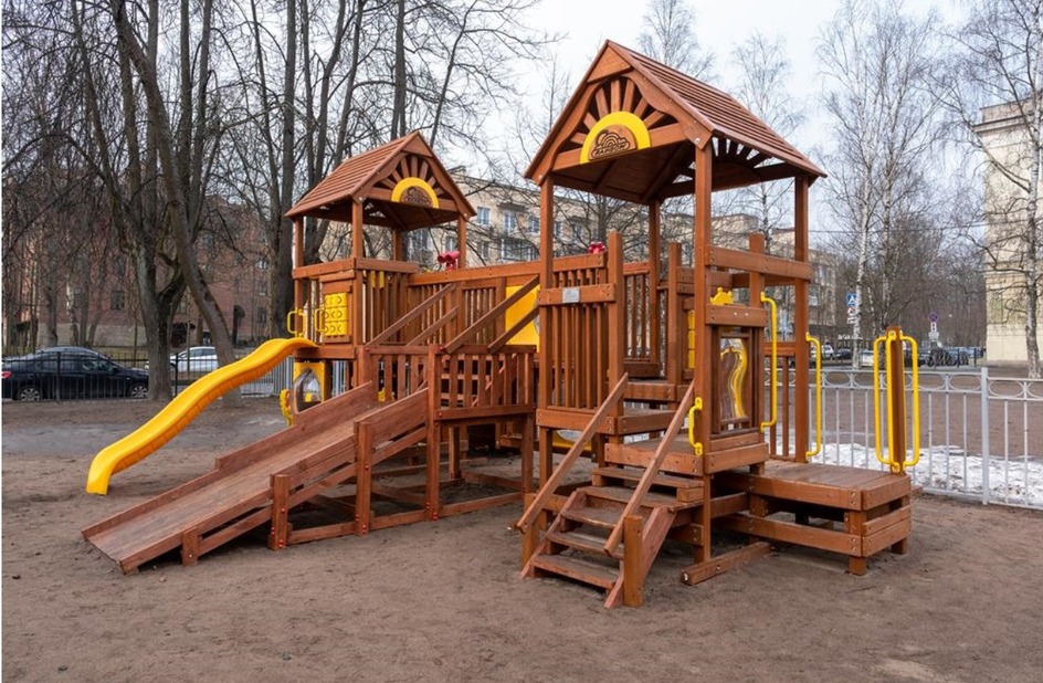 Установка детской площадки в Ленинградской области, детский сад