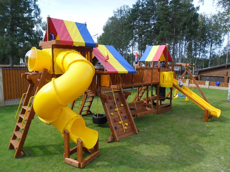 Установка детской площадки в Ленинградской области, Лемболово