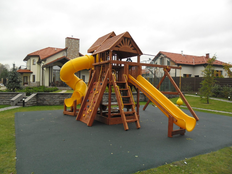 Установка детской площадки в Ленинградской области, Малое Репино