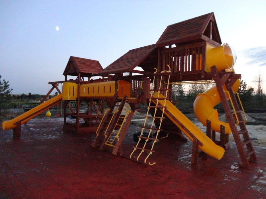 Установка детской площадки в Саратовской области